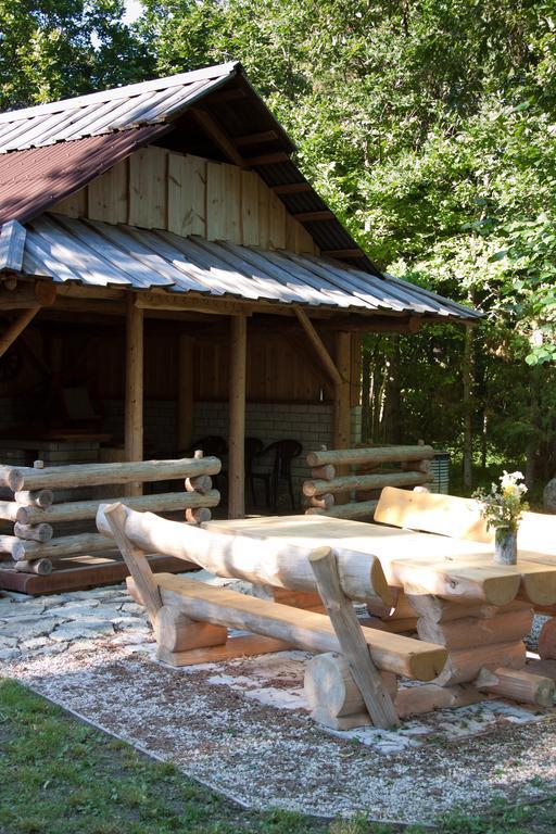 Tonise Holiday Houses Lilbi  Экстерьер фото